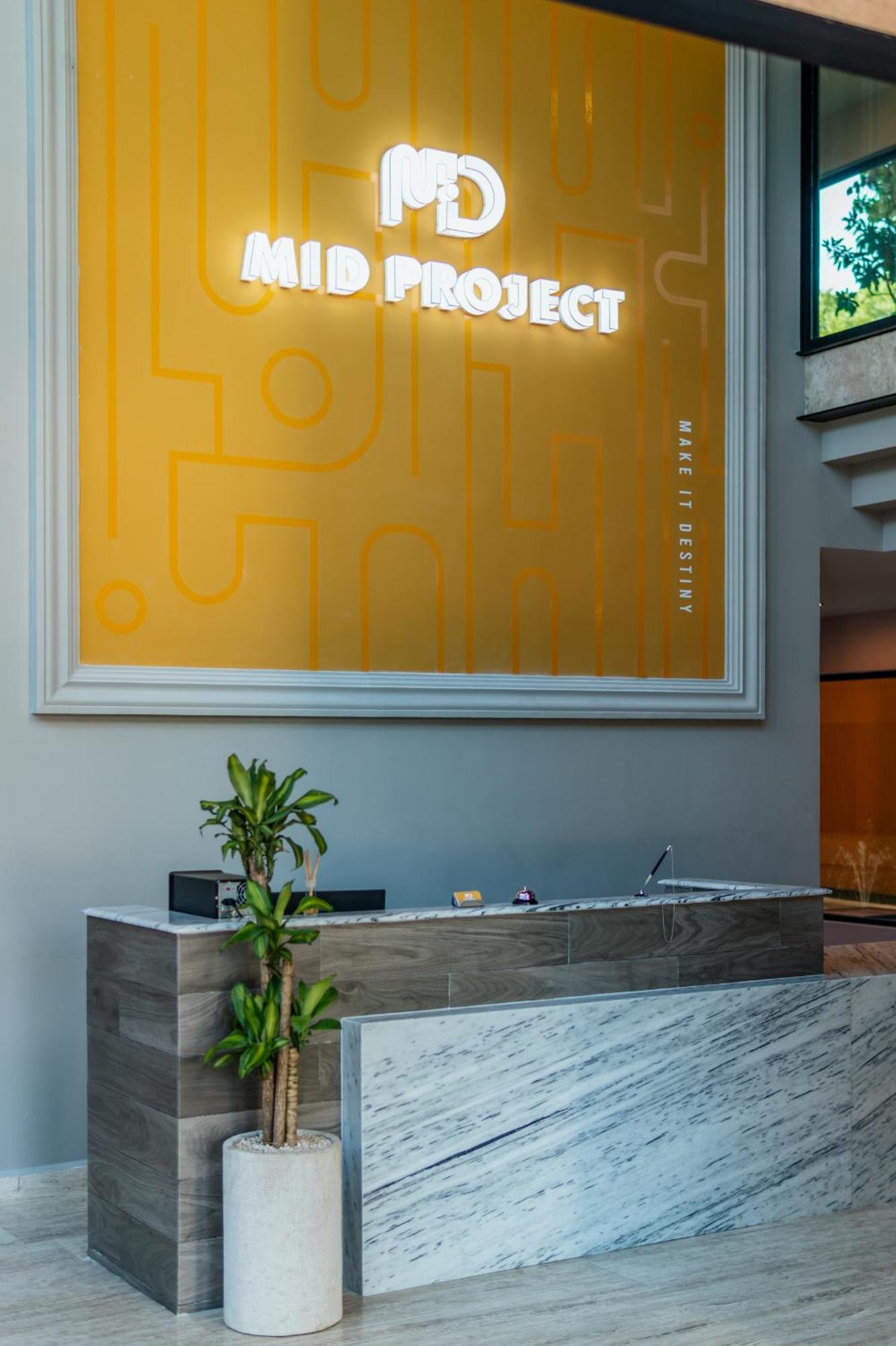Mid Project Hotel